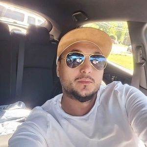 Meet your Posher, Henry